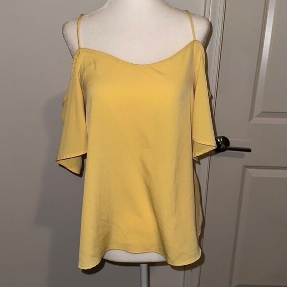 Bp. Yellow Cold shoulder Top - Picture 1 of 4